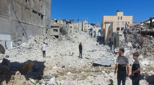 العدو الصهيوني يواصل هدم المباني السكنية في مخيمي طولكرم ونور شمس