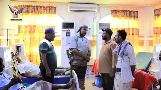 محافظ الحديدة يتفقد مركز الغسيل الكلوي في زبيد