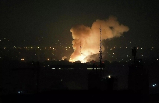 مستشار سابق لشؤون الدفاع في هولندا: الضربات الأمريكية ضد إيران غير قانونية