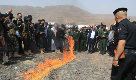 واشنطن تفعّل الورقة الاقتصادية: تضييق على بنوك صنعاء