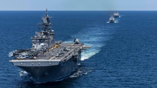 والاس يدين إعلان ترامب إغلاق مجال فنزويلا الجوي ويستنكر الصمت الأوروبي حيال ذلك