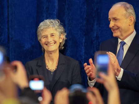 كاثرين كونوِلي المناهضة لـ"إسرائيل"، تحقق فوزًا كاسحًا في الانتخابات الرئاسية الإيرلندية