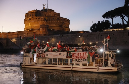 الحكومة الإندونيسية تدعم أسطول الصمود العالمي وتتعهد بحماية مواطنيها