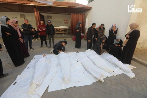  استشهاد 33 فلسطينيا في قصف متفرق للعدو الإسرائيلي على غزة