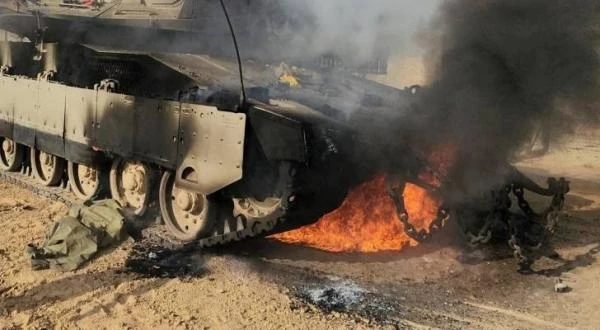 "القسام" تستهدف دبابة صهيونية بعبوة أرضية جنوب مدينة غزة