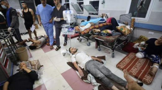 الإعلامي الحكومي بغزة يحذر من أن مستشفيات غزة على شفا الانهيار الكامل خلال 48 ساعة