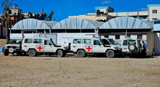 العدو الإسرائيلي يسلم جثامين 45 شهيدًا فلسطينياً من قطاع غزة