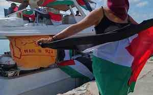 الاحتلال الإسرائيلي سيرحل عشرات الناشطين كانوا على متن "أسطول الصمود" إلى اليونان