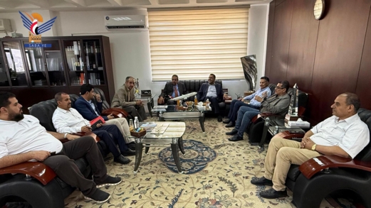 تفقد الانضباط الوظيفي بالخطوط الجوية اليمنية والنقل البري ومؤسسة الطرق والجسور