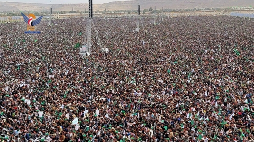 حشود كبرى تشارك في إحياء ذكرى المولد النبوي الشريف بمحافظة صعدة