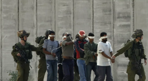 "هيومن رايتس": تعامل العدو الصهيوني مع الأسرى الفلسطينيين يرقى لجريمة حرب