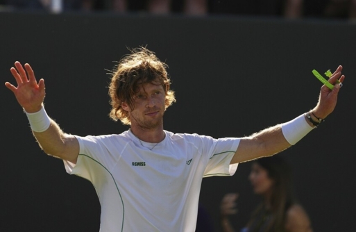 الروسيان روبليف وخاتشانوف إلى ثالث أدوار ويمبلدون