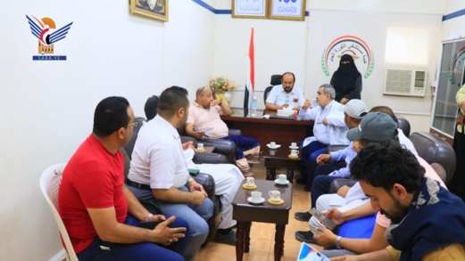 مناقشة تدخلات مؤسسة يمن انماء في دعم مشاريع هيئة مستشفى الثورة بالحديدة