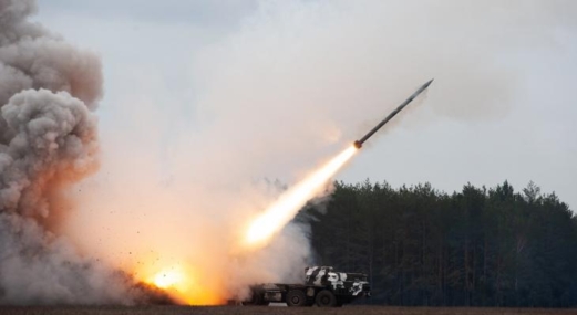 فلسطين المحتلة:  صافرات الانذار تدوي بعد إطلاق صاروخ جديد من اليمن