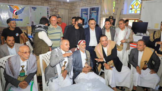العلامة مفتاح يطّلع على النظام الإلكتروني ويدشّن توزيع أجهزة الربط الشبكي بالأمانة