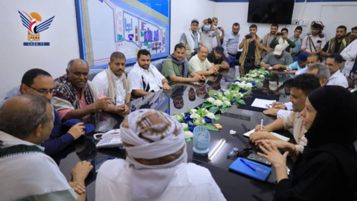 مناقشة تدخلات الصليب الأحمر في هيئة مستشفى الثورة والقطاع الزراعي بالحديدة