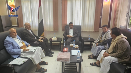 وزير الاتصالات يلتقي نائب رئيس اللجنة الإشرافية ورئيس المؤتمر الدولي الرابع للرسول الأعظم