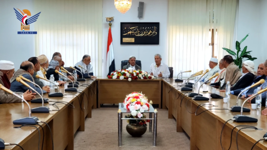 رئيس مجلس النواب يلتقي أمين عام اتحاد البرلمانين اليمنيين وعددًا من أعضاء المجلس السابقين