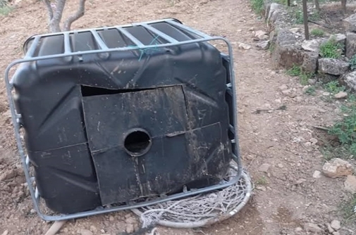 مستوطنون يحرقون محلا تجاريا في الخليل.. ويعتدون على ممتلكات الفلسطينيين شمال غرب سلفيت