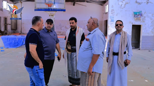   نائب وزير الشباب والرياضة يتفقد منشآت المدينة الرياضية بالحديدة