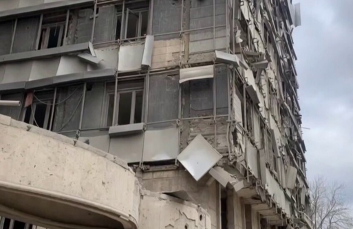 الهلال الأحمر الإيراني: العدوان الصهيو أمريكي استهدف حتى الآن 105 مبانٍ مدنية