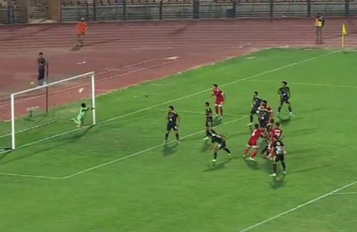 الأهلي يتعادل مع مودرن سبورت في مستهل مشواره بالدوري المصري 