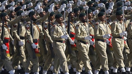 باكستان: مقتل جنديين و5 مسلحين في هجوم بجنوب البلاد