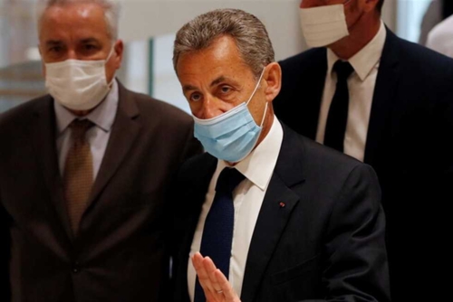  ساركوزري لا ينتظر "إطلاقا" العفو عنه ويسعى لإثبات براءته