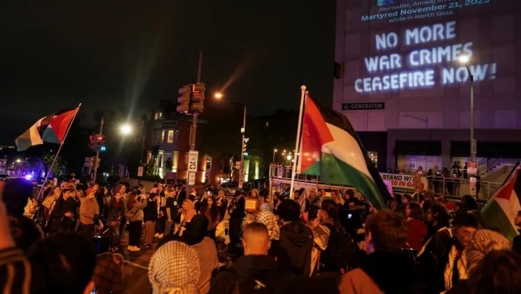 الاحتجاجات على حرب غزة تدفع بايدن لـ"الباب الخلفي" في عشاء مراسلي البيت الأبيض