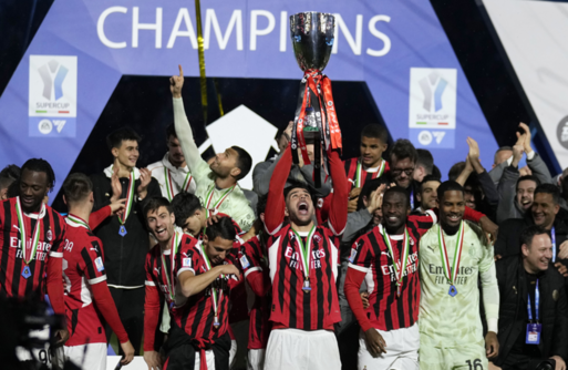 ميلان يتوج بكاس السوبر الايطالي بعد تغلبه على إنتر 