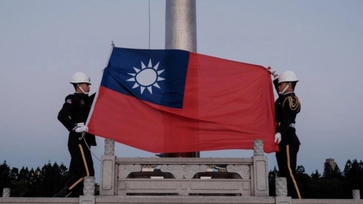 تايوان ترصد 21 طائرة عسكرية صينية في محيطها