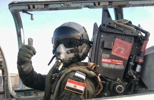 مصرع شخصين اثر سقوط طائرة تدريب عسكرية مصرية