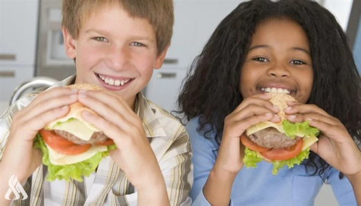 دراسة: الأطفال يعيشون بشكل أفضل مع زيادة البروتين الحيواني