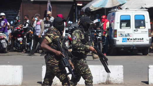 الاتحاد الأفريقي يعلن تعليق عضوية مدغشقر إثر تسلم الجيش السلطة بعد عزل الرئيس