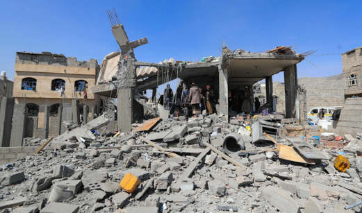 غارات مكثّفة على جزيرة كمران: محاولة أميركية للاقتراب من الحديدة