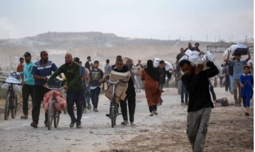 من طوابير المساعدات إلى زنازين التعذيب.. شهادات عن "مصائد" العدو الإسرائيلي في غزة