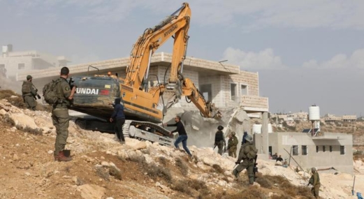 بلدية العدو الصهيوني تخطر بهدم منزل مواطن فلسطيني في سلوان