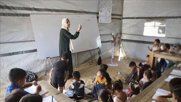 "أونروا": التعليم في قطاع غزة مستمر رغم التحديات الهائلة
