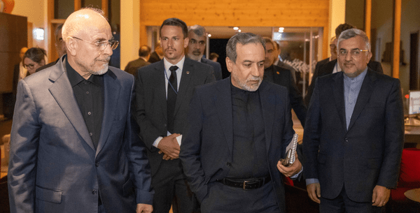 رئيس الشورى الإيراني: تهديدات واشنطن لا نأخذها بجدية والقوات المسلحة مستعدة للرد
