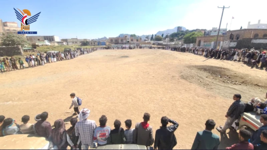 وقفة قبلية مسلحة لأبناء مديرية حفاش بالمحويت وفاءً للشهداء