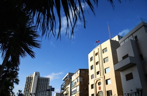 السفارة الروسية توصي مواطنيها بمغادرة الأراضي المحتلة عبر مصر حتى عودة الوضع إلى طبيعته