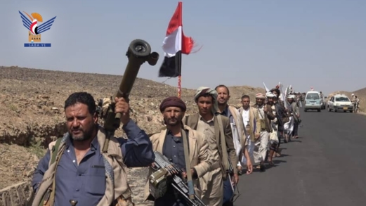 مسير ووقفة في مديرية الحصن بمحافظة صنعاء إعلانًا للجهوزية والاستنفار