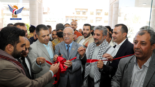 رئيس مجلس الوزراء يدشن مشروع الطاقة البديلة لمركز القلب بمستشفى الكويت الجامعي