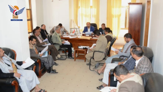 صنعاء .. مناقشة أنشطة مكاتب الأشغال وصحة البيئة في المديريات