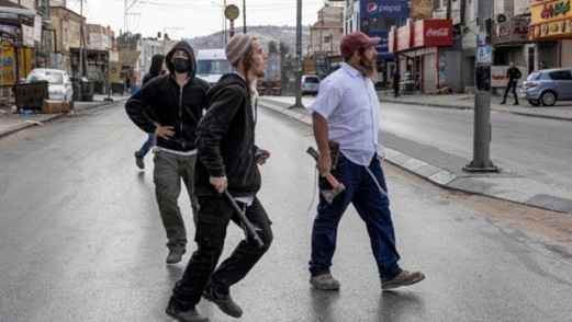 "نيويورك تايمز": عنف المستوطنين الصهاينة في الضفة الغربية يتزايد