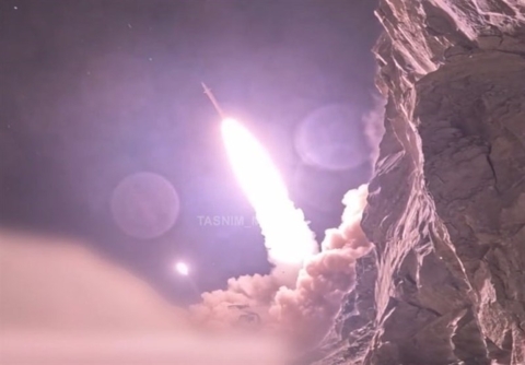 الصواريخ الإيرانية تُكبد "إسرائيل" خسائر يومية تُقدّر بـ 200 مليون دولار