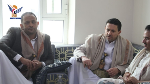  قيادة اللجنة الوطنية لشؤون الأسرى تزور أسرة الاسير الشهيد عيسى العفيري