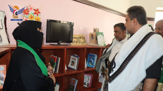 محافظ البيضاء يفتتح مكتبة الطفل الذكي