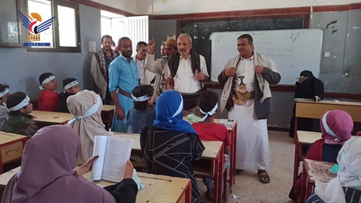 الشغدري وهضبان يتفقدان أنشطة الدورات الصيفية في مديرية دمت بالضالع