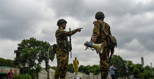 اصابة شخص خلال اطلاق شرطة بنغلادش الرصاص الحي على المتظاهرين في دكا